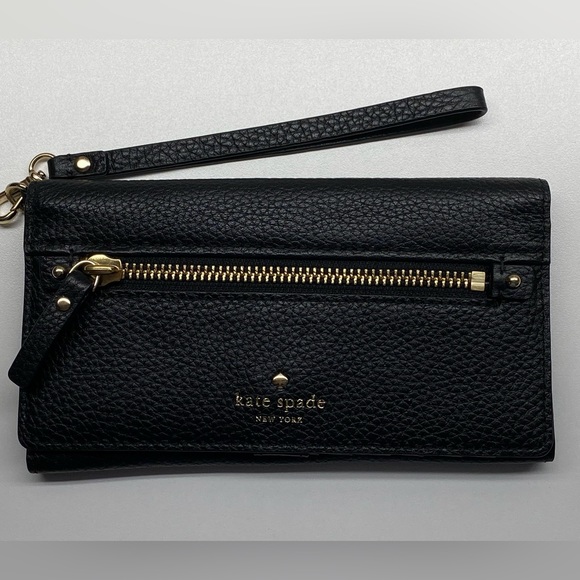 kate spade Handbags - Like New Kate Spade Black Pebble Leather Wallet Wristlet